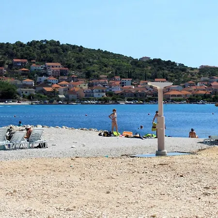 Apartment With A Parking Space - 18116 Trogir